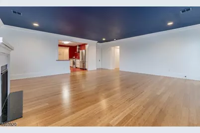 16 Main Street Penthouse #16C, Flemington, NJ 08822 - Photo 9