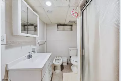 2563 Jackson Ave, Union Township, NJ 07083 - Photo 25