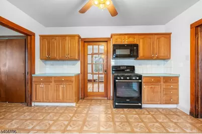 84 2nd Ave, Raritan, NJ 08869 - Photo 9