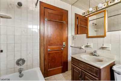 84 2nd Ave, Raritan, NJ 08869 - Photo 17