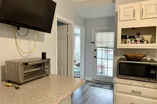 580 Monroe Ave, Elizabeth, NJ 07201 - Photo 9