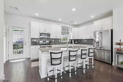 1310 Parkview Ln, Rockaway Township, NJ 07866 - Photo 15