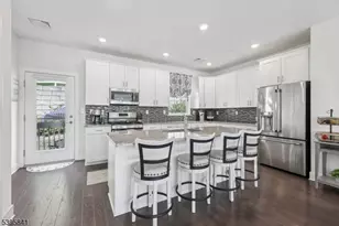 1310 Parkview Ln, Rockaway Township, NJ 07866 - Photo 15