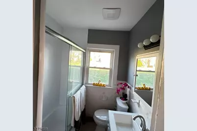 46 Elmwood Ave #1, Montclair, NJ 07042 - Photo 21