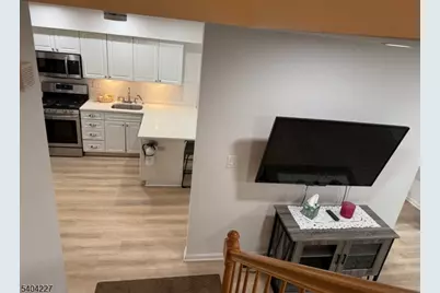 6 Paula Way, Berkeley Heights Township, NJ 07922 - Photo 9