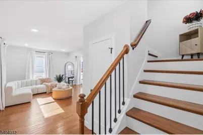 16 Cedar Pl, Hawthorne, NJ 07506 - Photo 5