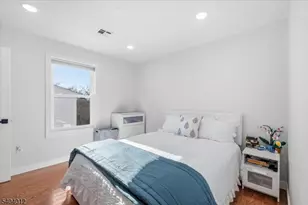 16 Cedar Pl, Hawthorne, NJ 07506 - Photo 25