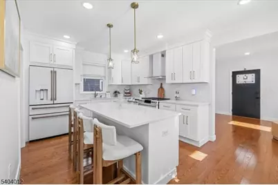 16 Cedar Pl, Hawthorne, NJ 07506 - Photo 11