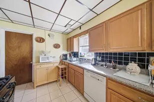 228 Duane St, Orange, NJ 07050 - Photo 19