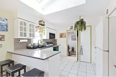 220 Montrose Ave, South Plainfield, NJ 07080 - Photo 5