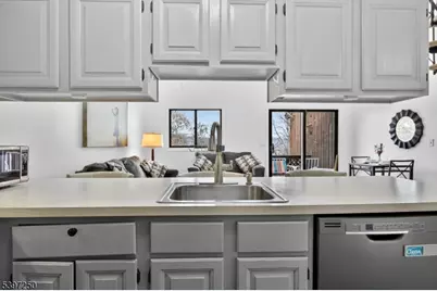 2 Sugarbowl Ct U #4, Vernon, NJ 07462 - Photo 9