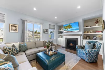 227 Bradley Dr, Wood Ridge, NJ 07075 - Photo 1