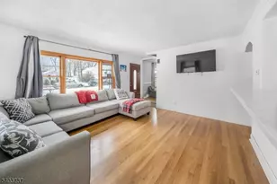 44 N 1st Ave, Mine Hill, NJ 07803 - Photo 3