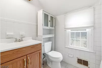 14 Golden Crowned Kinglet, Allamuchy Township, NJ 07840 - Photo 11