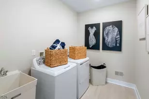 16 Eastwood Ter, East Hanover Township, NJ 07936 - Photo 21