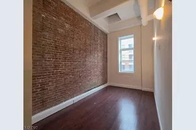 31-33 Market St #302, Morristown, NJ 07960 - Photo 5