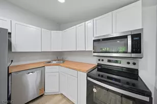 330 Springbrook Trail, Sparta Township, NJ 07871 - Photo 7