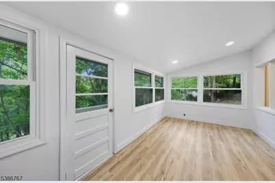 330 Springbrook Trl, Sparta Township, NJ 07871 - Photo 11