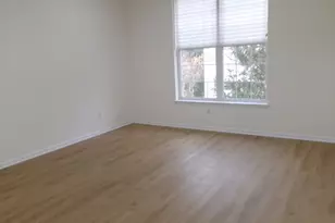 511 4 Seasons Dr, Wayne, NJ 07470 - Photo 21