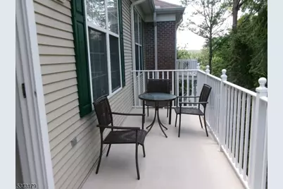511 Four Seasons Dr #511, Wayne, NJ 07470 - Photo 3