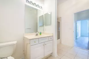 511 4 Seasons Dr, Wayne, NJ 07470 - Photo 11