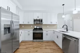 109 N 7th St, Newark, NJ 07107 - Photo 11