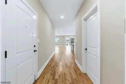 109 N 7th St, Newark, NJ 07107 - Photo 27