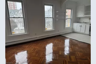 92 Cleveland St, Orange, NJ 07050 - Photo 9