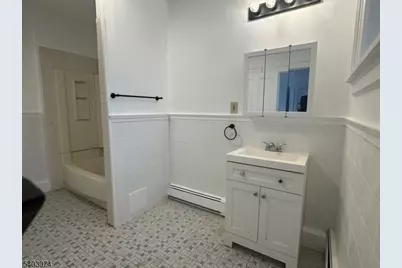 92 Cleveland St, Orange, NJ 07050 - Photo 5