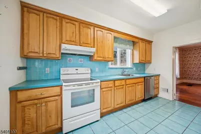 105 Butler Road, Franklin Township, NJ 08802 - Photo 11