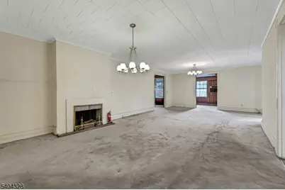 16 N Mountain Ave, Montclair, NJ 07042 - Photo 5