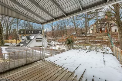 16 N Mountain Ave, Montclair, NJ 07042 - Photo 29