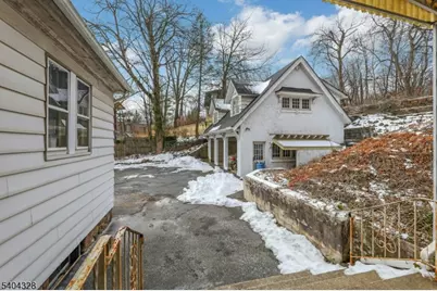 16 N Mountain Ave, Montclair, NJ 07042 - Photo 47