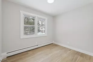 512 N Lake Shore Dr, West Milford, NJ 07421 - Photo 27