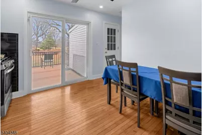 147 Knollwood Ter, Clifton, NJ 07012 - Photo 7