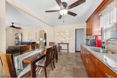 38 Pallant Ave, Linden, NJ 07036 - Photo 5