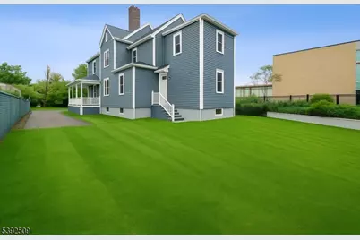 353 Claredon Pl, Orange, NJ 07050 - Photo 23