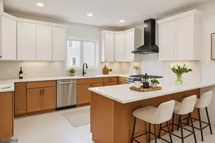 353 Claredon Pl, Orange, NJ 07050 - Photo 15