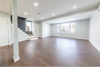 34 Kearney St, Lyndhurst Township, NJ 07071 - Photo 3