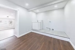 34 Kearney St, Lyndhurst Township, NJ 07071 - Photo 21