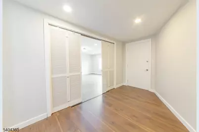 34 Kearney St, Lyndhurst Township, NJ 07071 - Photo 13