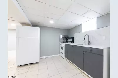 34 Kearney St, Lyndhurst Township, NJ 07071 - Photo 17