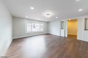 34 Kearney St, Lyndhurst Township, NJ 07071 - Photo 11