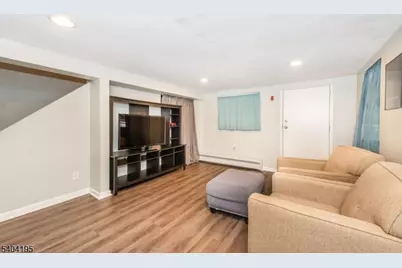 304 Squaw Trl, Hopatcong, NJ 07821 - Photo 11