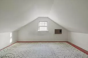 348 Roosevelt Ln, Kenilworth, NJ 07033 - Photo 11