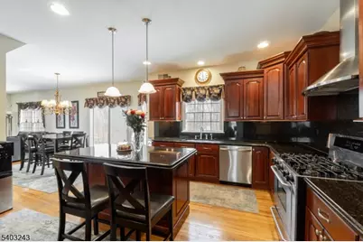 31 Edinburgh Dr, Randolph Township, NJ 07869 - Photo 5