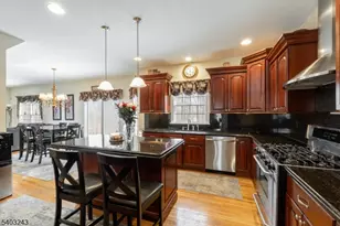 31 Edinburgh Dr, Randolph Township, NJ 07869 - Photo 5