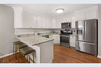 6 Druid Ln, Hardyston Township, NJ 07419 - Photo 3