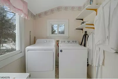 40 Mountain Ave, Mendham, NJ 07945 - Photo 15