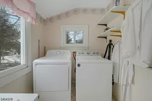 40 Mountain Ave, Mendham, NJ 07945 - Photo 15